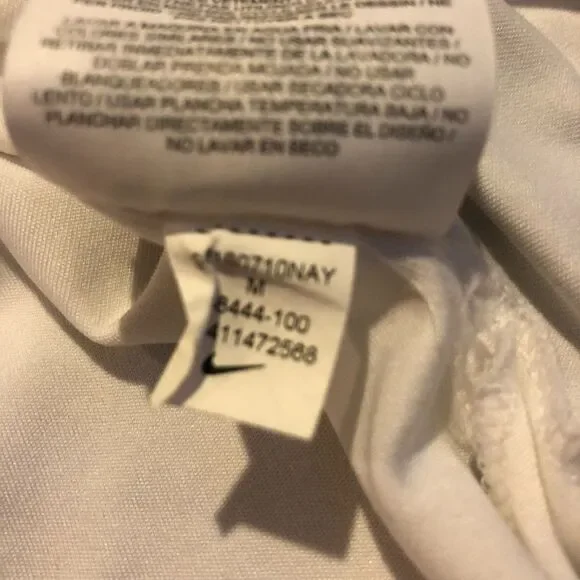 Nike Women's White Running Dri Fit Shirt Size M VB - Picture 4 of 8